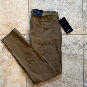 NWT Lululemon Men’s ABC Slim-Fit Pant